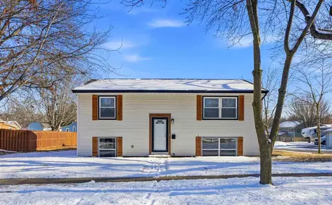 504 2nd Ave NW, Mount Vernon, IA 52314