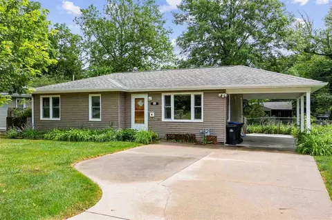 805 9th Ave, Coralville, IA 52241