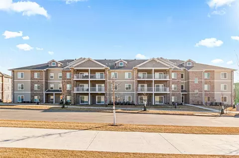 2875 Spring Rose, Coralville, IA 52241