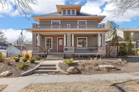 619 N Linn St, Iowa City, IA 52245