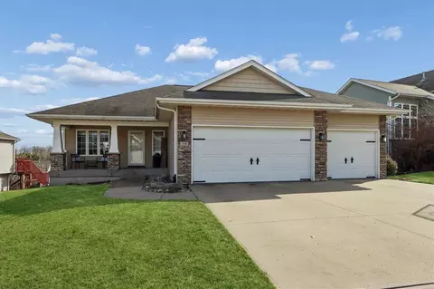 158 Eversull Ln, Iowa City, IA 52245