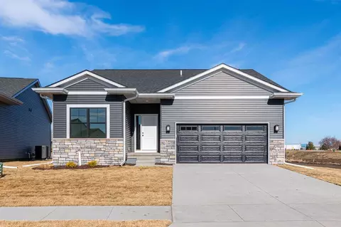 1210 Priscilla Ct, North Liberty, IA 52317
