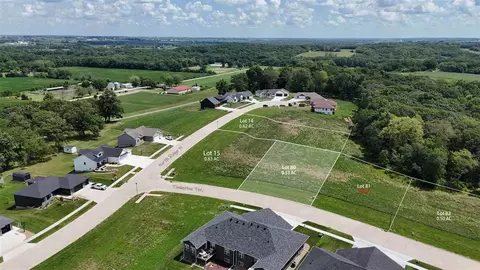 210 Timberline Ter, Kalona, IA 52247