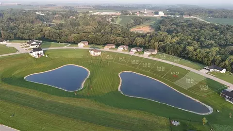 204 Westwood Cir, Kalona, IA 52247