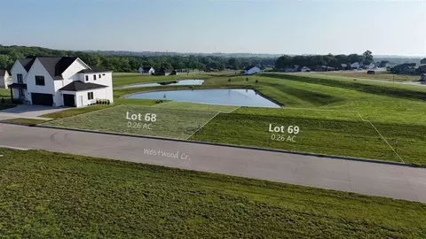 228 Westwood Cir, Kalona, IA 52247