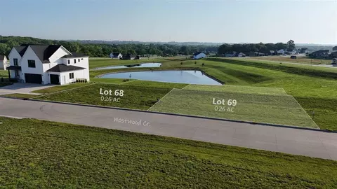 230 Westwood Cir, Kalona, IA 52247
