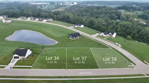 201 Vista Dr, Kalona, IA 52247