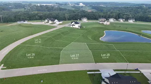 223 Vista Dr, Kalona, IA 52247