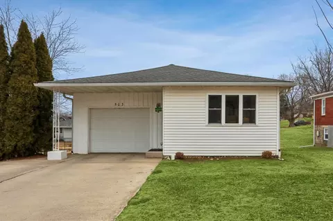 503 S Walnut St, Williamsburg, IA 52361