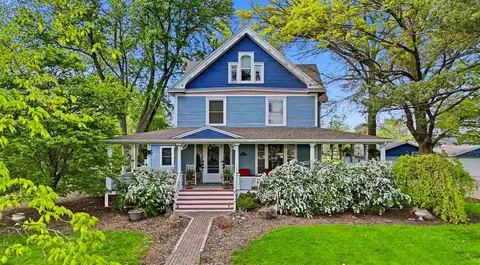 1106 E Van Buren St, Washington, IA 52353
