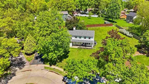 12 Princeton Ct, Iowa City, IA 52245