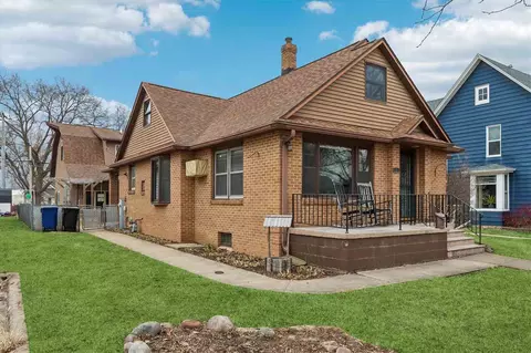 305 Mulberry St, Tipton, IA 52772