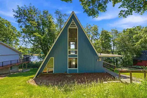 2324 Rice Ridge Ln NE, North Liberty, IA 52317