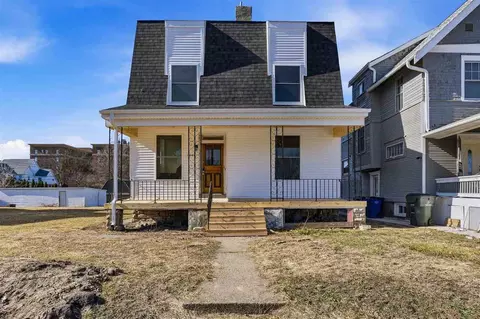 1426 3rd Ave SE, Cedar Rapids, IA 52403 photo 2