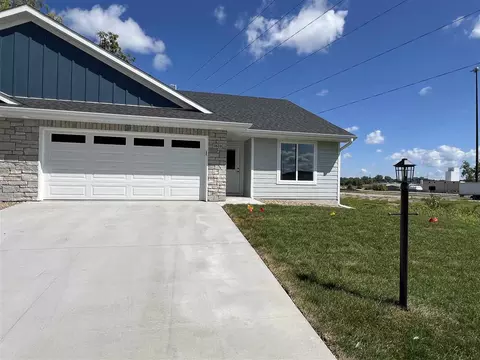 1620 Mitchell Pl, Tiffin, IA 52340