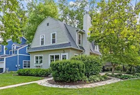 1301 Yewell St, Iowa City, IA 52240