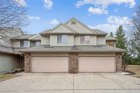 2325 Mulberry St, Coralville, IA 52241