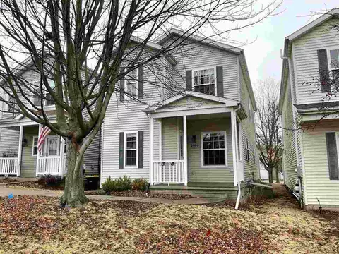 2808 Irving Ave, Iowa City, IA 52246