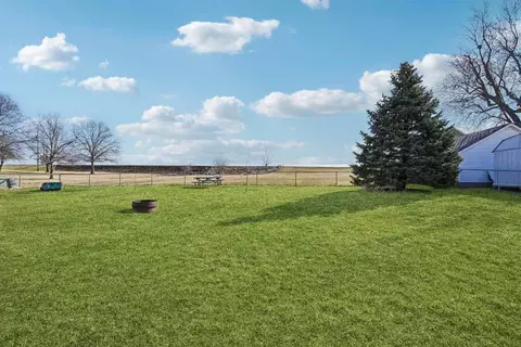 Exterior - 910 Karens Ct, Walker, IA 52352 photo 11 of 11