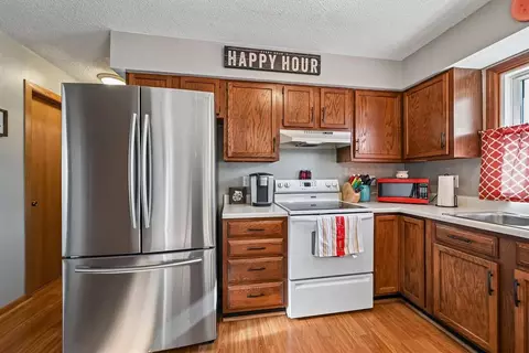 Kitchen - 910 Karens Ct, Walker, IA 52352 photo 3 of 5
