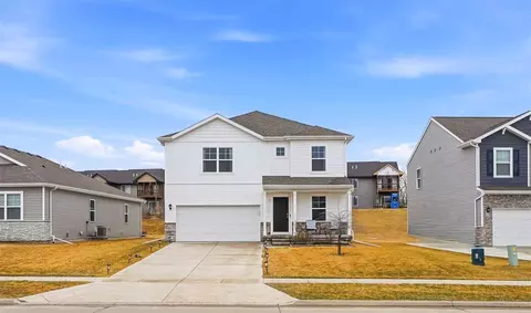 3182 Scanlon Farms Rd, Coralville, IA 52241