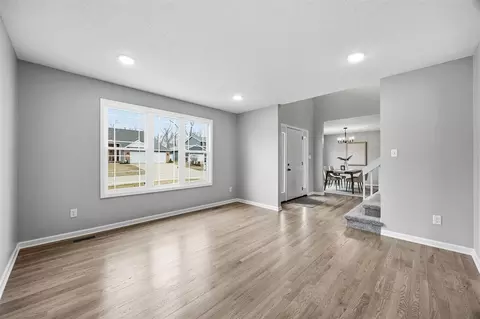 Living - 3310 Riverside Dr NE, Cedar Rapids, IA 52411 photo 1 of 5