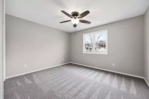 Bedroom - 3310 Riverside Dr NE, Cedar Rapids, IA 52411 photo 6 of 6