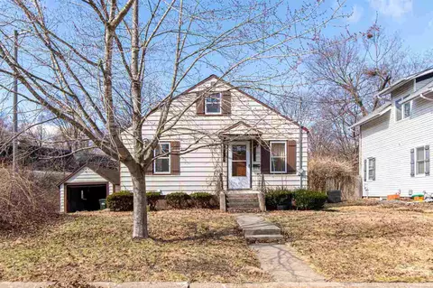 925 Dearborn St, Iowa City, IA 52240