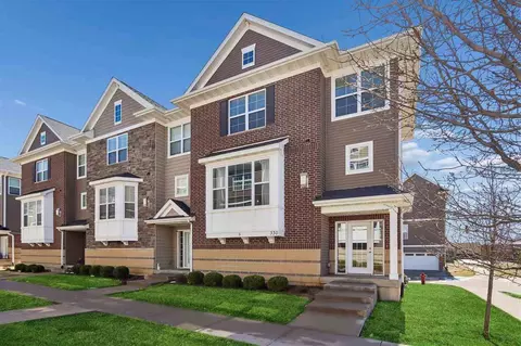330 Clark Dr, Coralville, IA 52241
