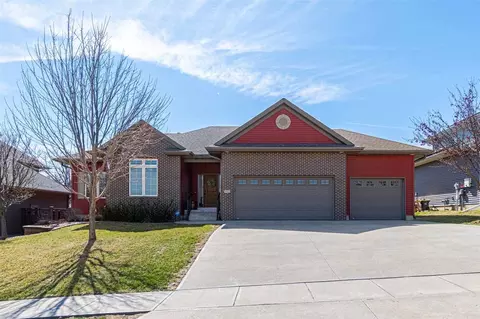 1122 Eagle Pl, Iowa City, IA 52246