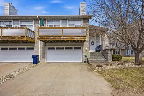 1530 Ranier Dr, Iowa City, IA 52246