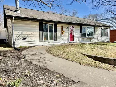 409 5th St, Coralville, IA 52241