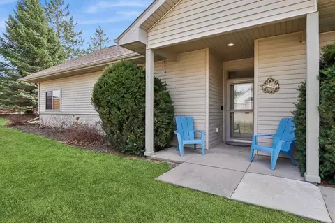 2300 Belmont Dr, Coralville, IA 52241