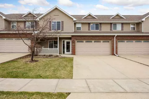 1497 Burr Dr, North Liberty, IA 52317