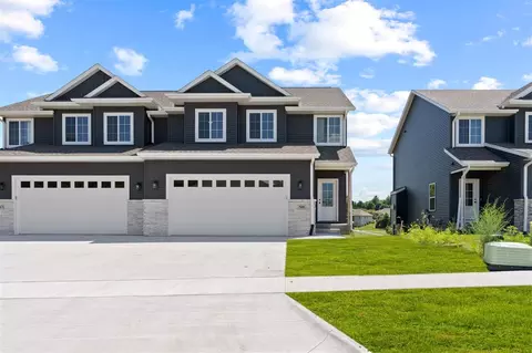 501 Gilbert Dr, West Branch, IA 52358