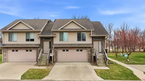 177 Copeland Ln, North Liberty, IA 52317