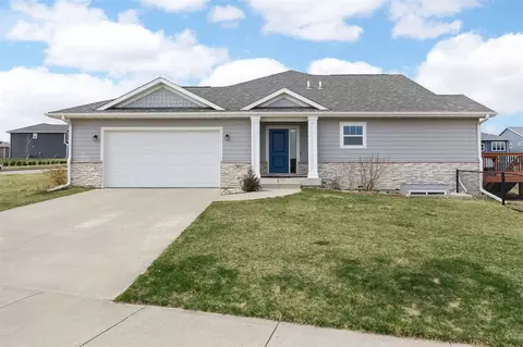 765 Hanks Dr, Iowa City, IA 52240