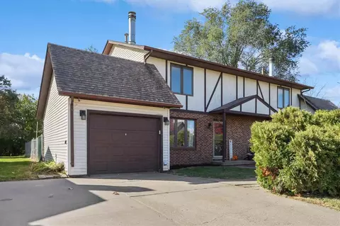 1726 12th Ave, Coralville, IA 52241