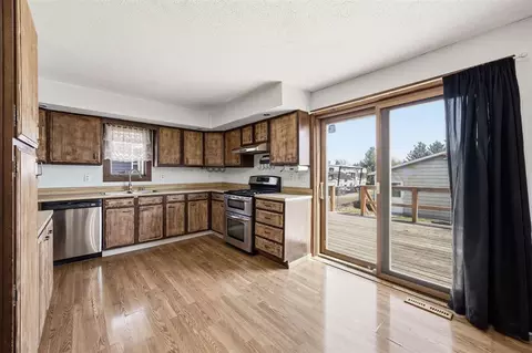 406 4th St, Deep River, IA 52222 photo 7
