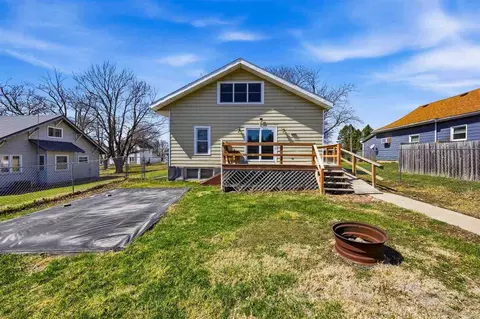 406 4th St, Deep River, IA 52222 photo 23