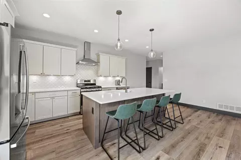 Kitchen - 3060 Sunflower St, Ely, IA 52227 photo 2 of 5