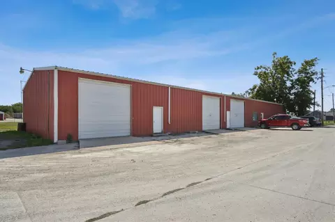 102 Washington St, Williamsburg, IA 52361