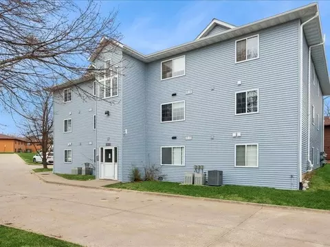 930 Boston Way # A, Coralville, IA 52241