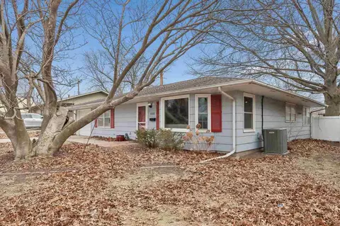 1222 Arthur St, Iowa City, IA 52240