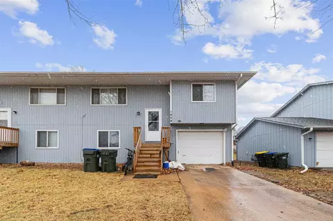 1454 Aber Ave, Iowa City, IA 52246
