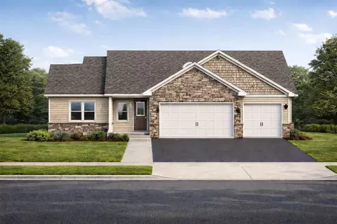 1121 Kona Cir, Coralville, IA 52241
