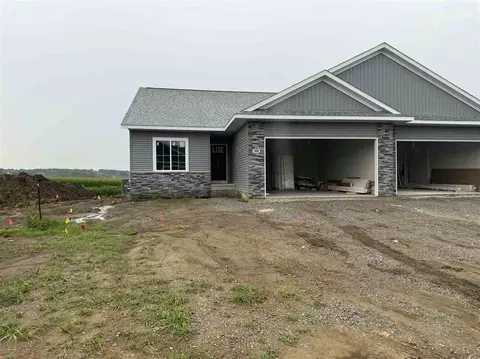 100 Kinsey St, North Liberty, IA 52317
