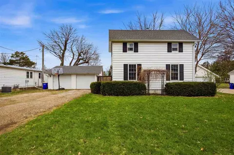 126 C Ave, Kalona, IA 52247