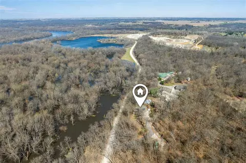 2576 58th St Ln, Vinton, IA 52349