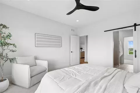 Bedroom - 900 Crestview Dr, Solon, IA 52333 photo 1 of 11